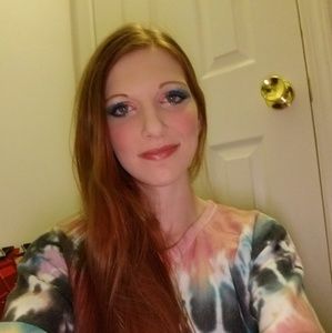 Meet your Posher, Kayley